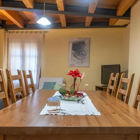 Casa El Centro Летний дом Бесейте